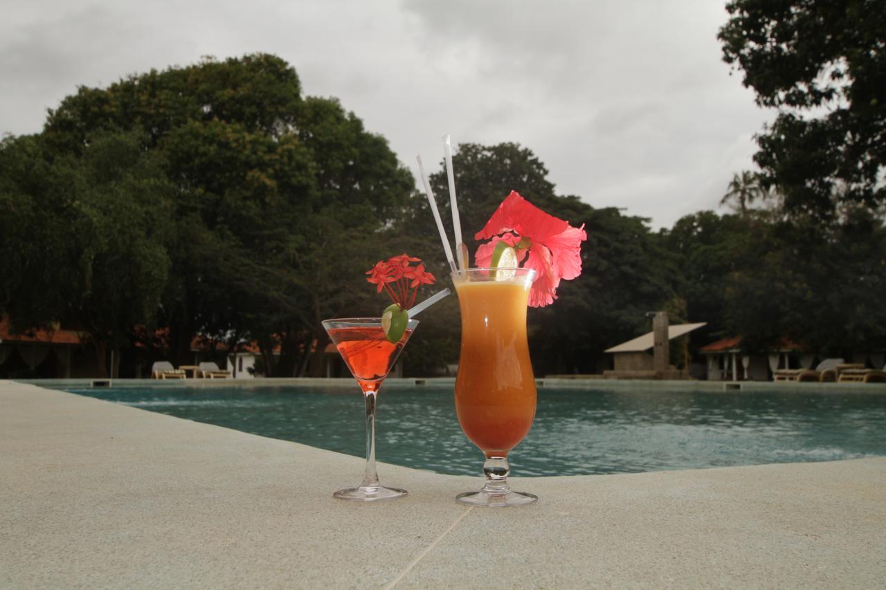Mwembe Resort Malindi Exteriör bild